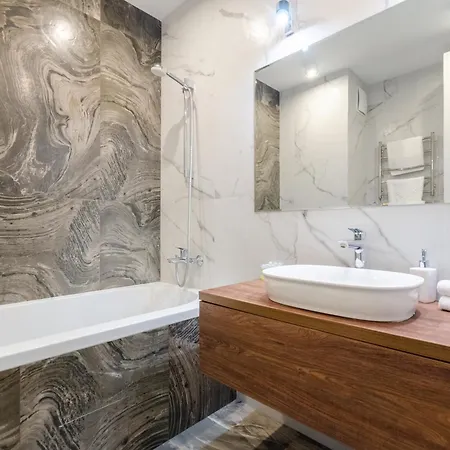 Apartment Petrovdom 11-120 In Rc Hoffman House, 34 Zolotoustivska Street