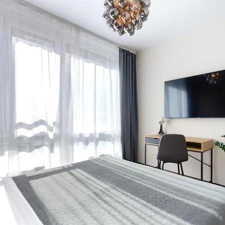 Petrovdom 11-120 In Rc Hoffman House, 34 Zolotoustivska Street Apartment
